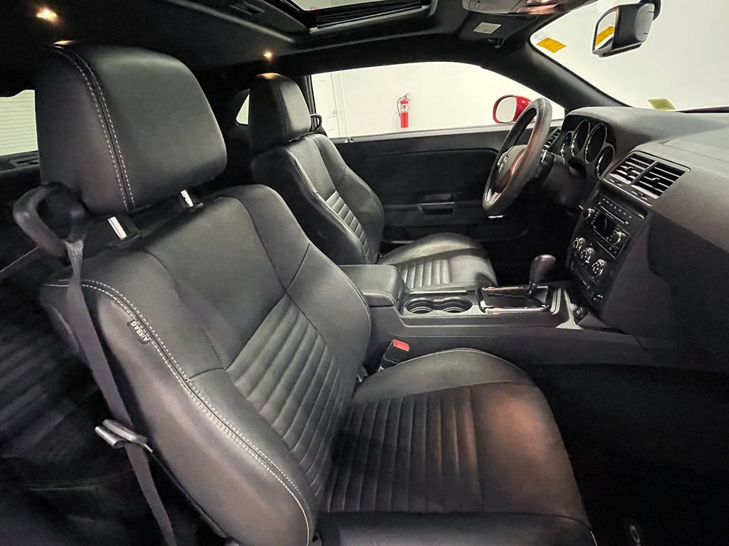 Used 2012 Dodge Challenger SXT Plus RWD image 57