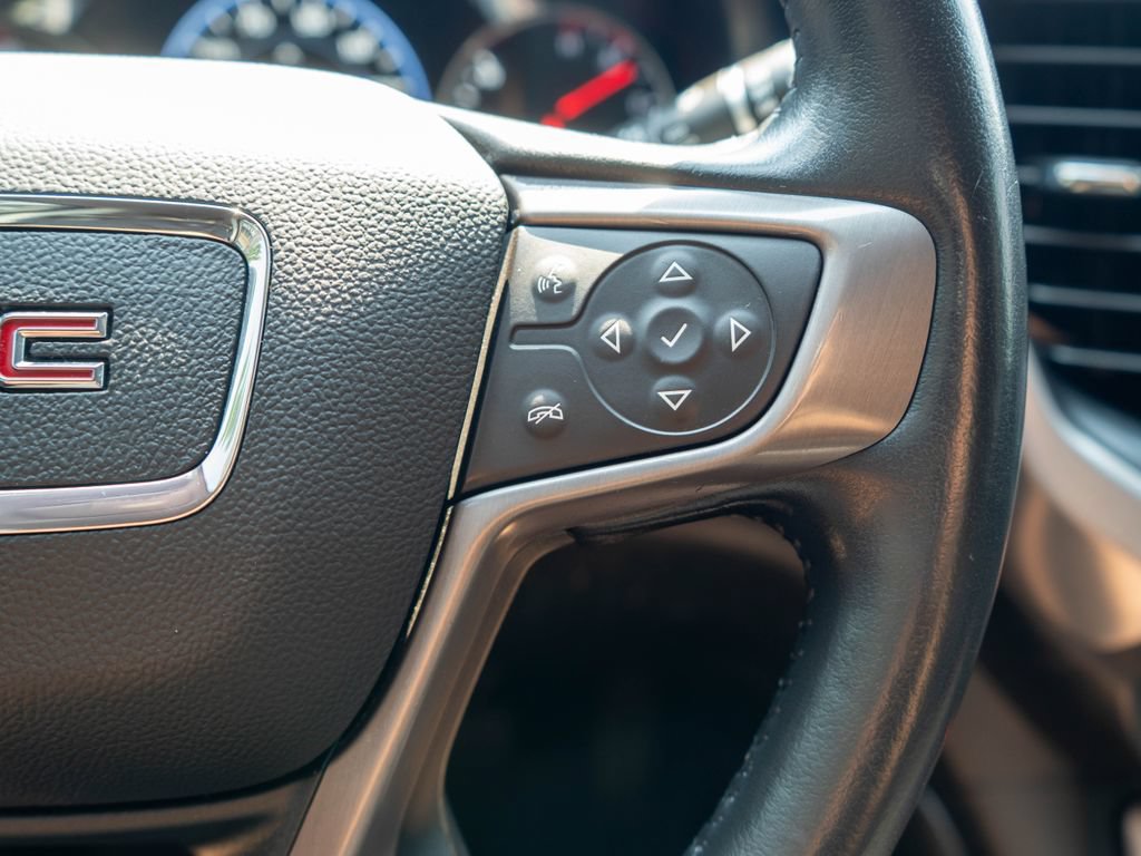 Used 2021 GMC Acadia AT4 w/ Technology Package AWD/4WD image 22