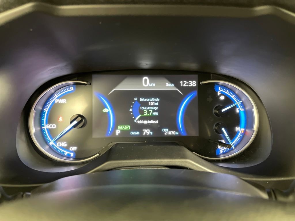 Certified 2025 Toyota RAV4 LE image 18