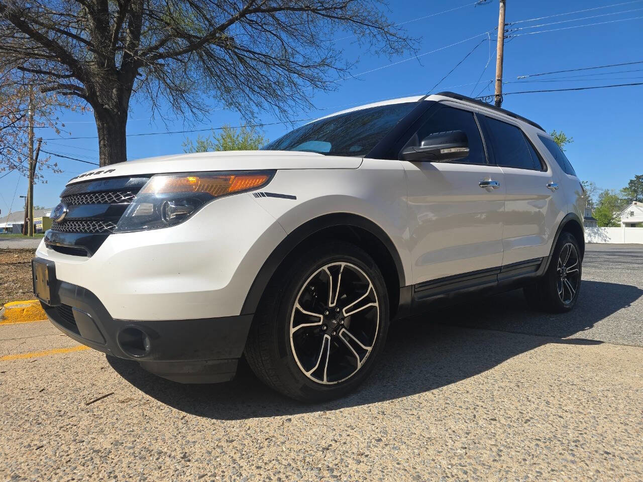 Used 2014 Ford Explorer Sport w/ Equipment Group 401A AWD/4WD image 6