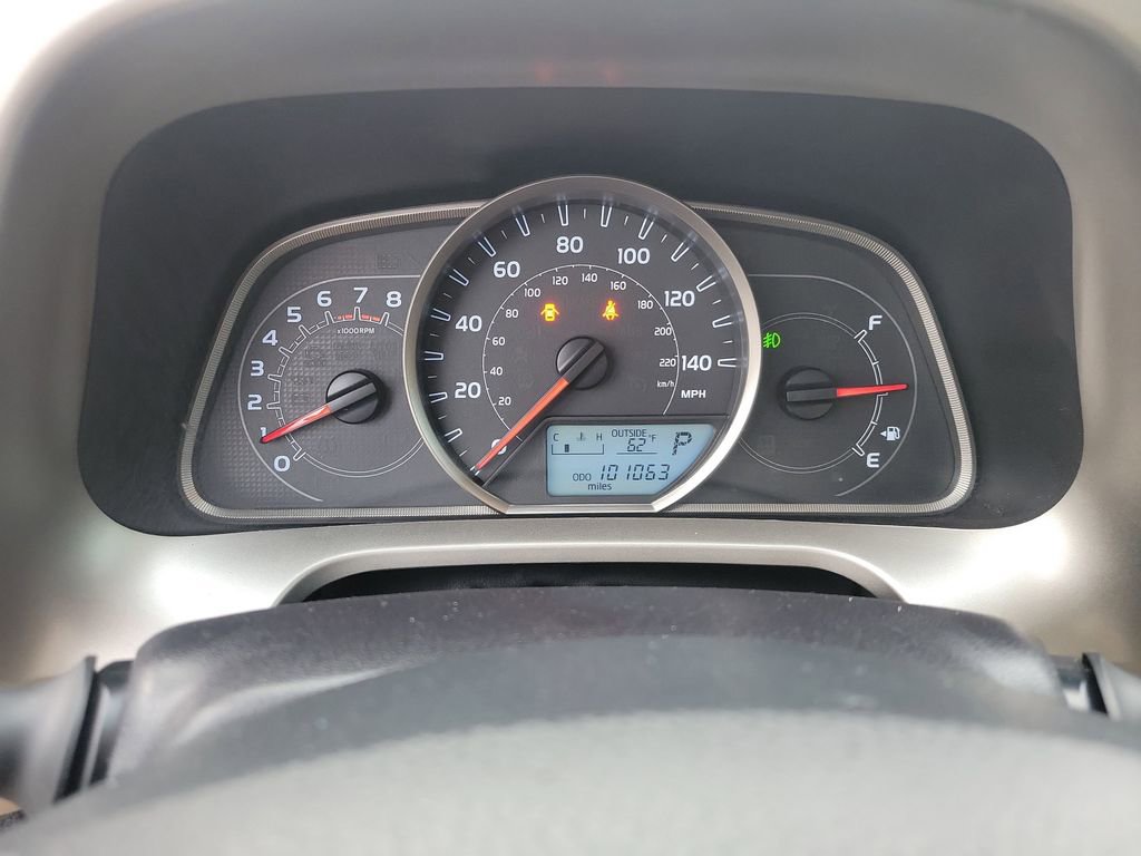 Used 2015 Toyota RAV4 XLE image 24