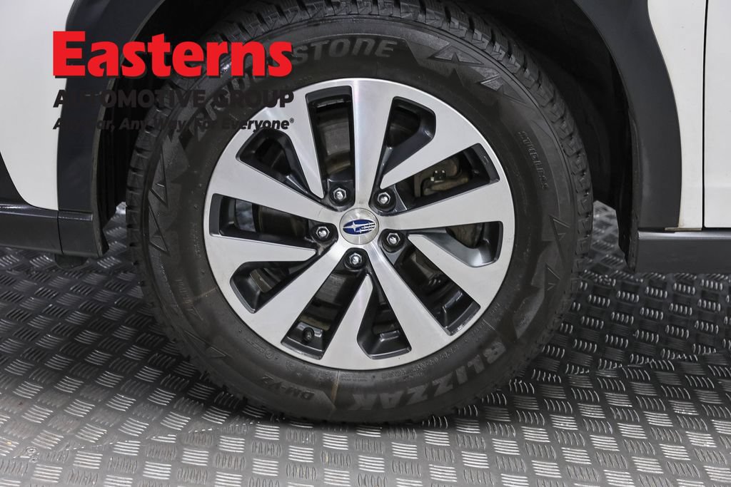 Used 2023 Subaru Outback Premium AWD/4WD image 30
