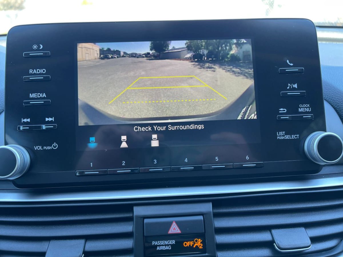 Used 2018 Honda Accord LX image 31