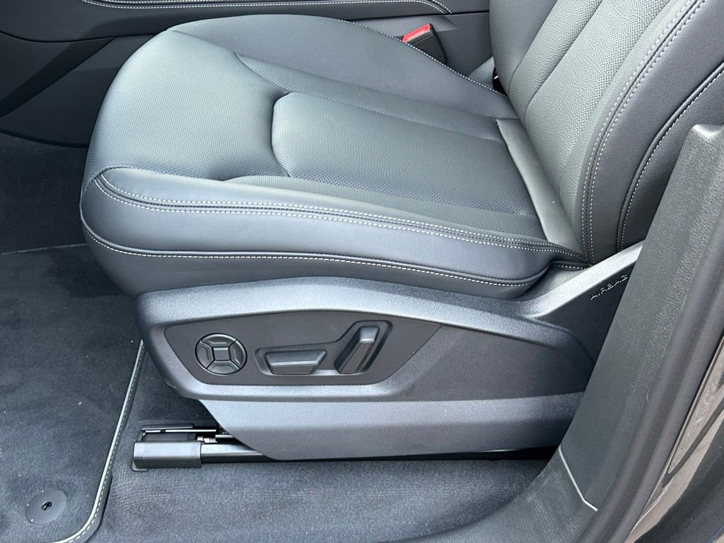 New 2026 Audi Q7 3.0T Premium Plus image 16