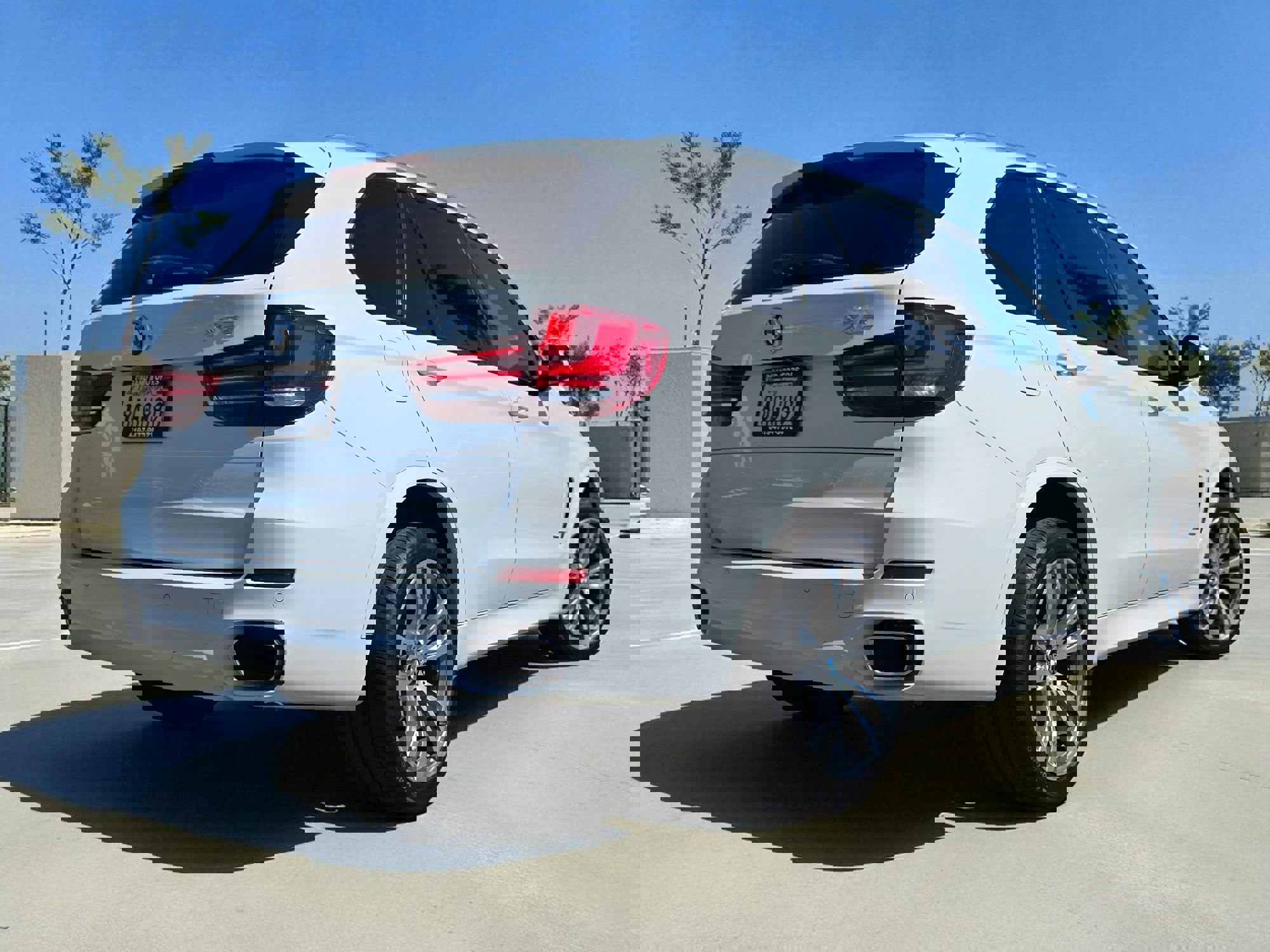 Used 2017 BMW X5 xDrive35i w/ M Sport Package image 12