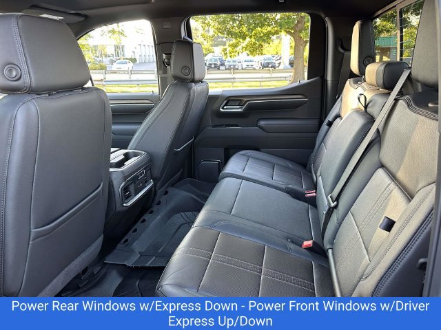 Certified 2025 Chevrolet Silverado 1500 High Country w/ Technology Package AWD/4WD image 20