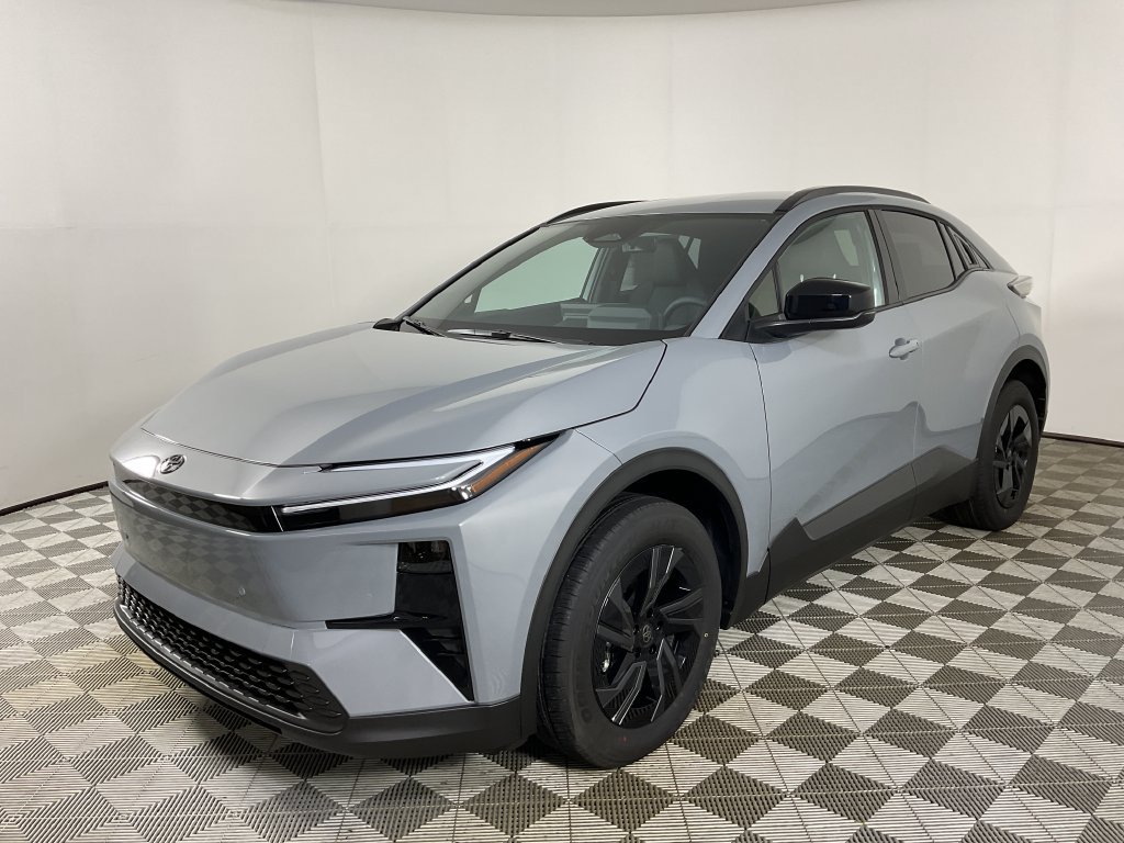 New 2026 Toyota C-HR AWD/4WD image 3
