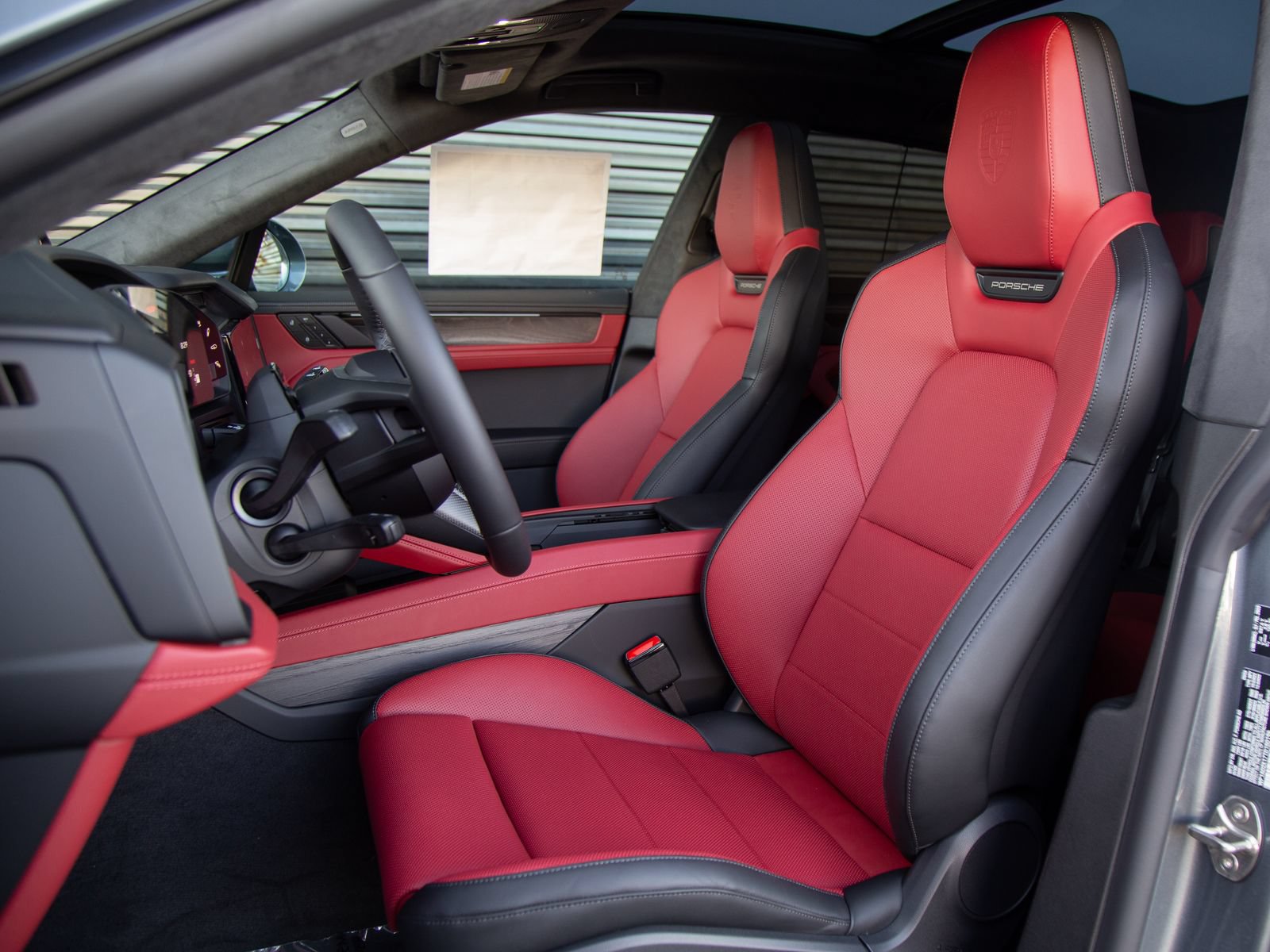 New 2026 Porsche Cayenne Turbo AWD/4WD image 5