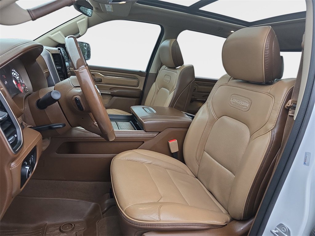 Used 2019 RAM 1500 Laramie Longhorn image 17