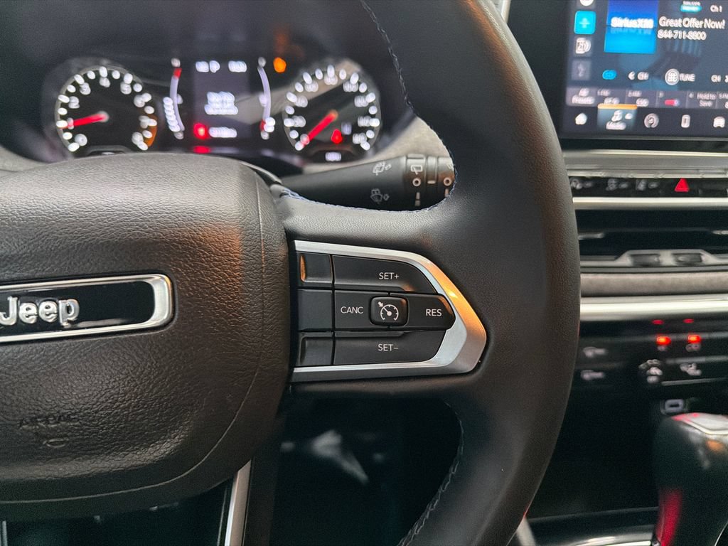 Used 2022 Jeep Compass Latitude FWD image 24