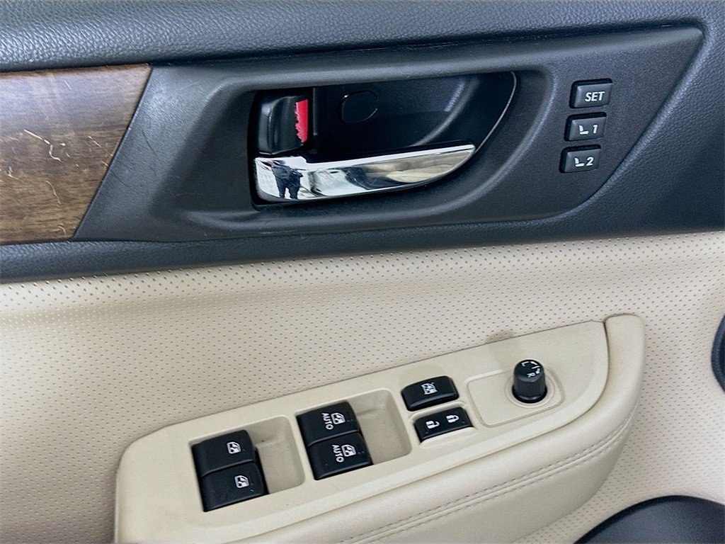 Used 2016 Subaru Outback 2.5i Limited image 21