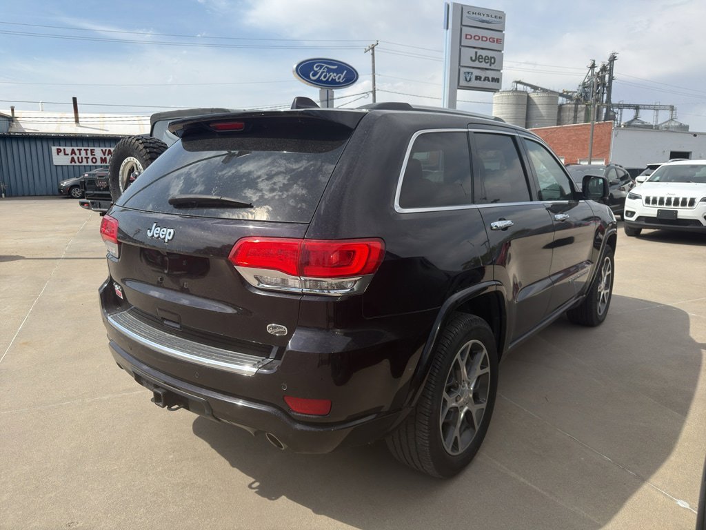 Used 2020 Jeep Grand Cherokee Overland AWD/4WD image 4