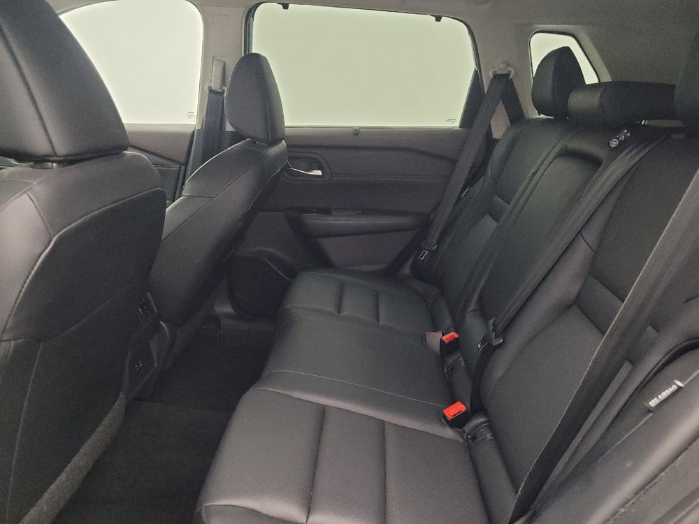 Used 2023 Nissan Rogue SV w/ SV Premium B Package FWD image 18