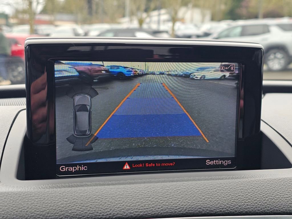 Used 2018 Audi Q3 2.0T Premium AWD/4WD image 17