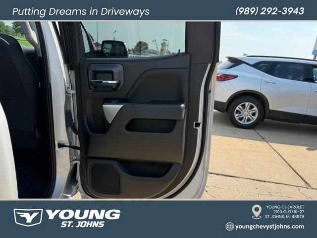 Used 2018 Chevrolet Silverado 1500 LT w/ All Star Edition RWD image 30