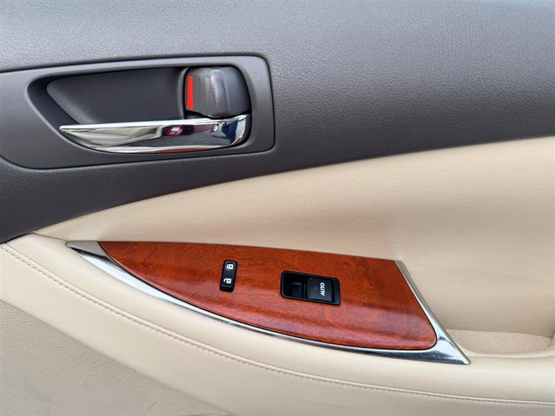 Used 2011 Lexus ES 350 FWD image 14