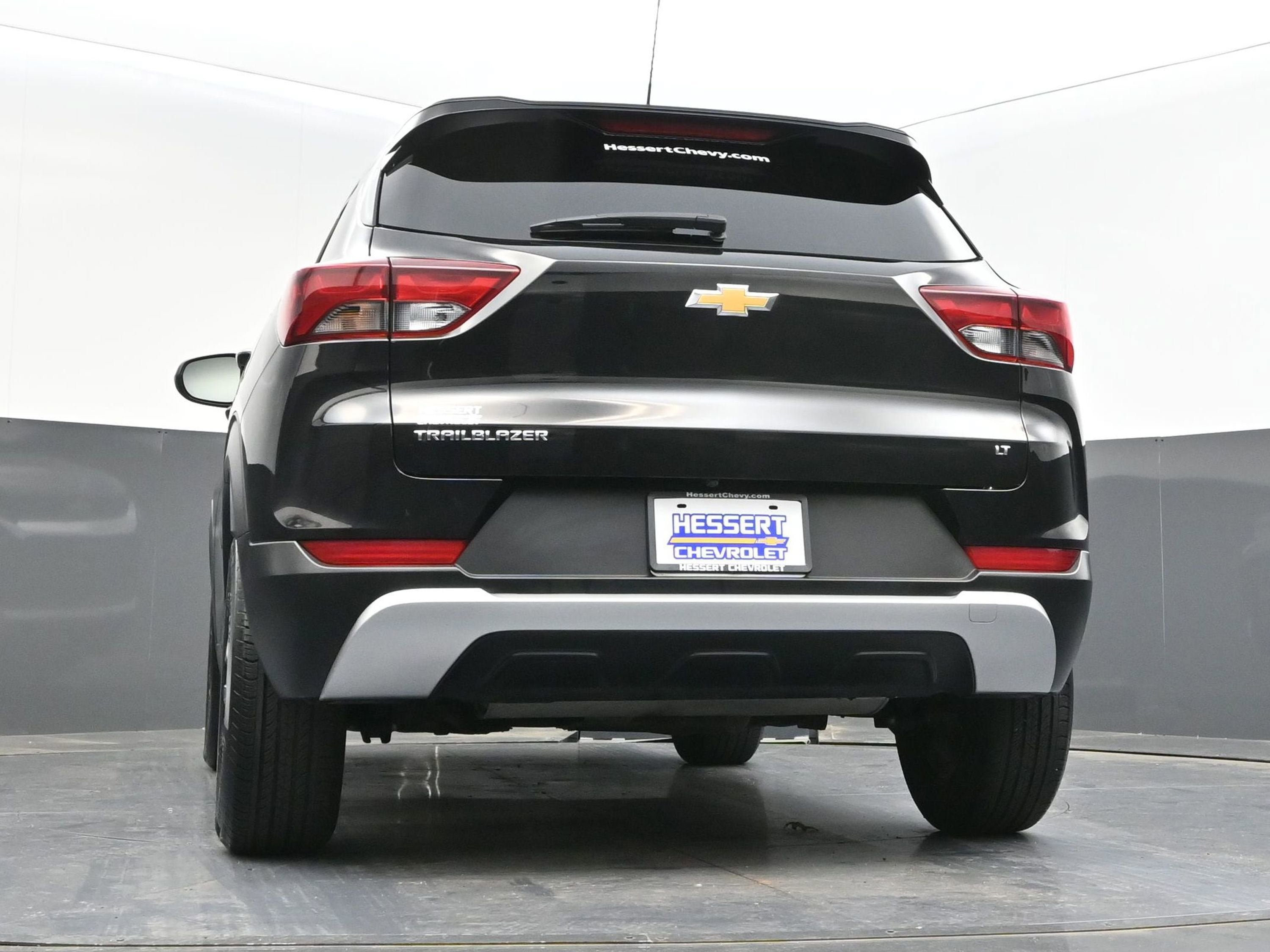 Certified 2023 Chevrolet TrailBlazer LT FWD image 40
