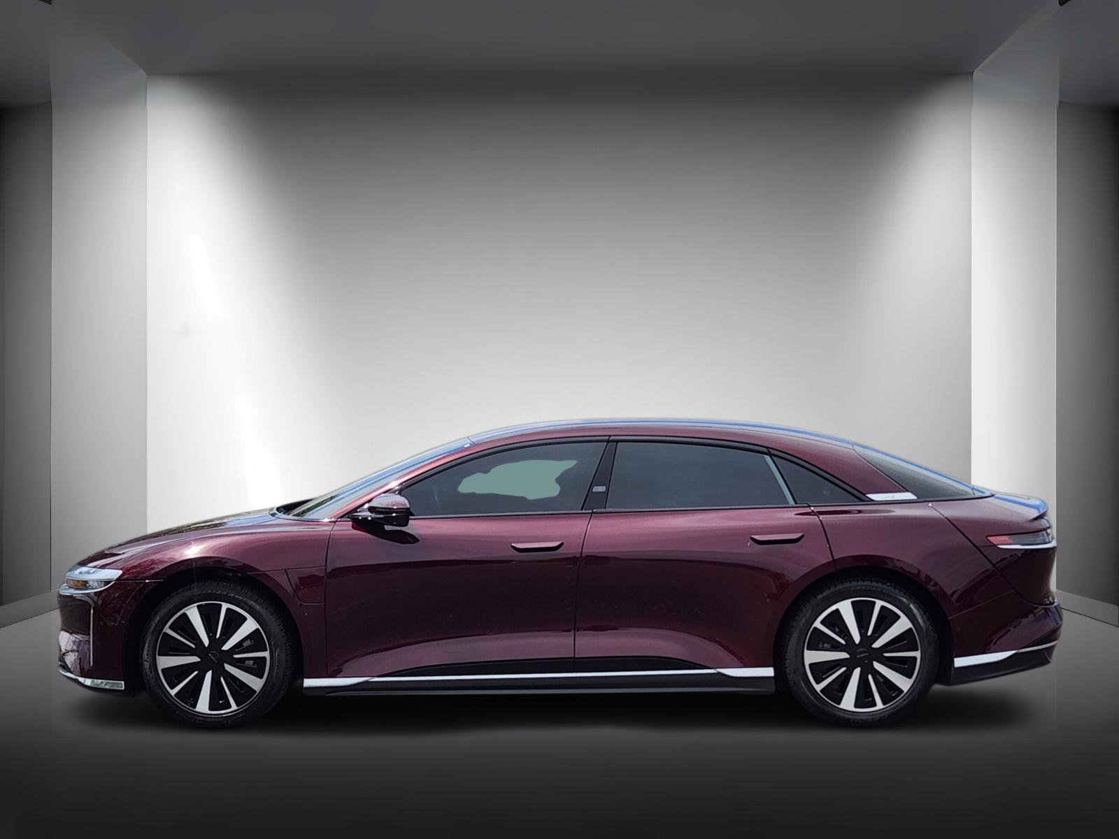 Used 2023 Lucid Air Pure AWD/4WD image 2