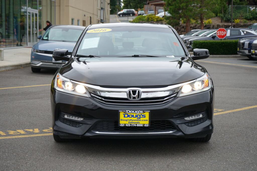 Used 2016 Honda Accord EX-L image 2