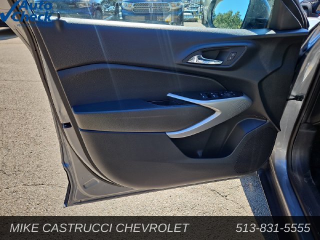 Used 2024 Chevrolet Trax LS FWD image 21