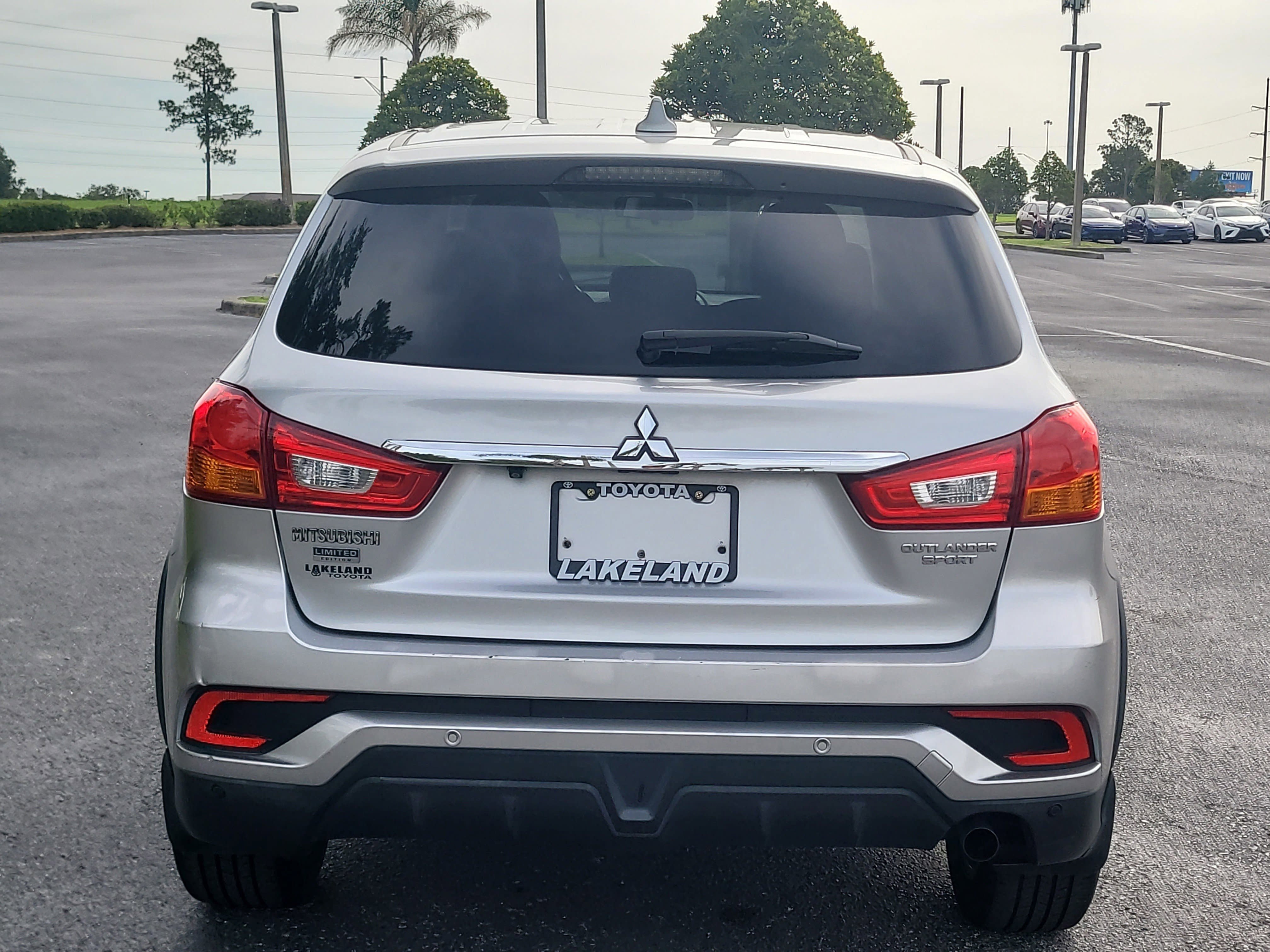 Used 2019 Mitsubishi Outlander Sport ES FWD image 8