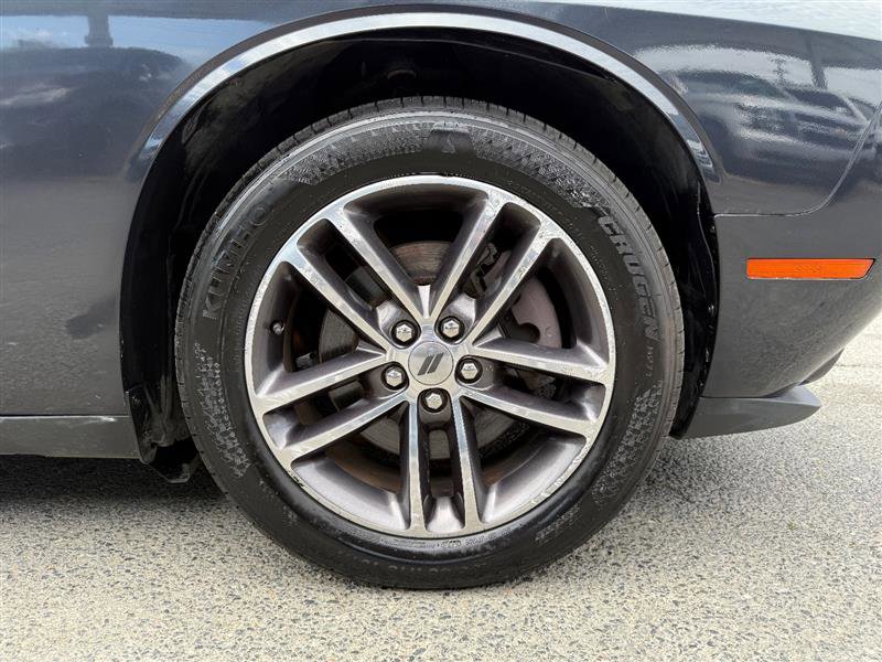 Used 2019 Dodge Challenger SXT AWD/4WD image 11