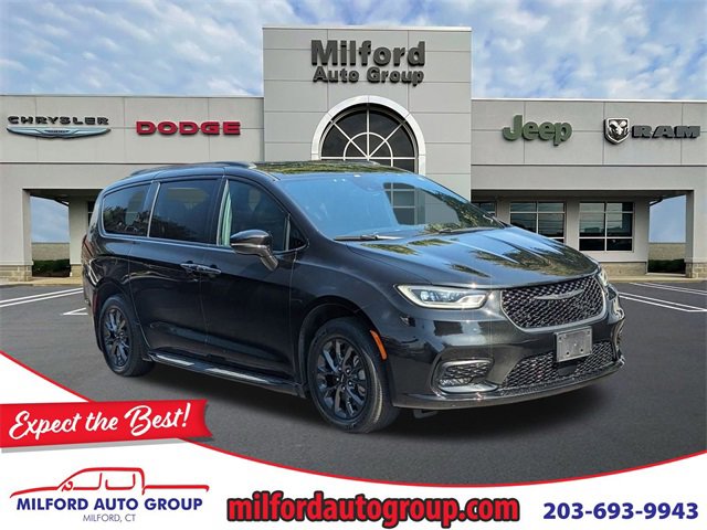 Certified 2021 Chrysler Pacifica Touring-L w/ S Appearance Package