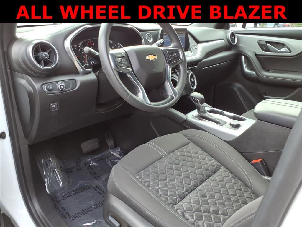Used 2022 Chevrolet Blazer LT image 13