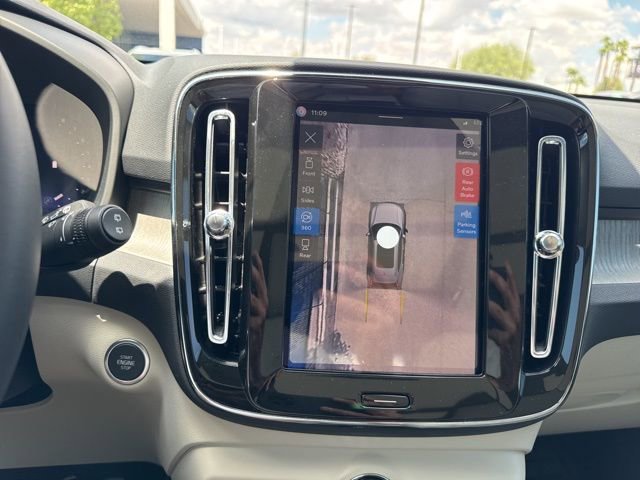 New 2026 Volvo XC40 B5 Plus w/ Protection Package Premier image 30