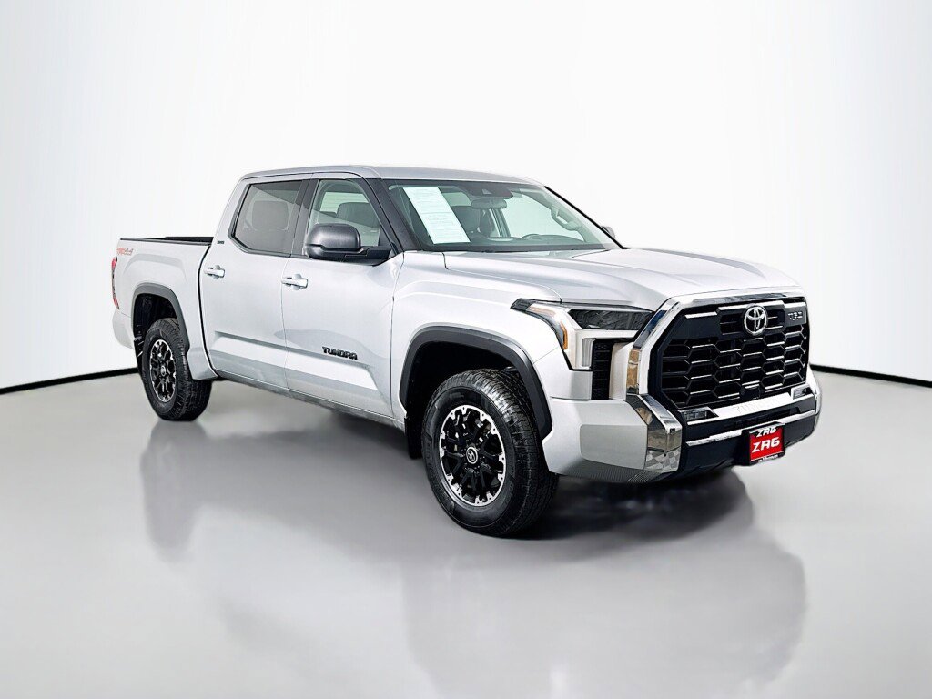 Used 2022 Toyota Tundra SR5 image 7
