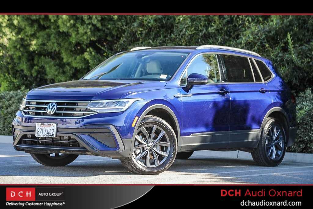 Used 2022 Volkswagen Tiguan SE image 1