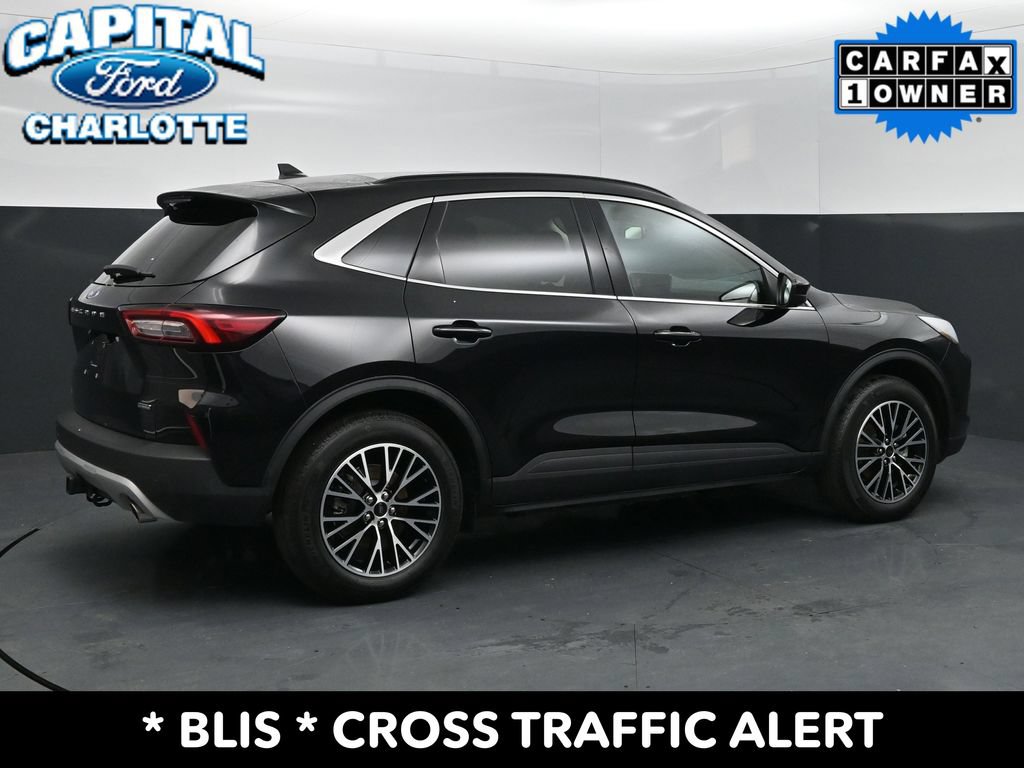 Used 2026 Ford Escape SE w/ PHEV Premium Package FWD image 8