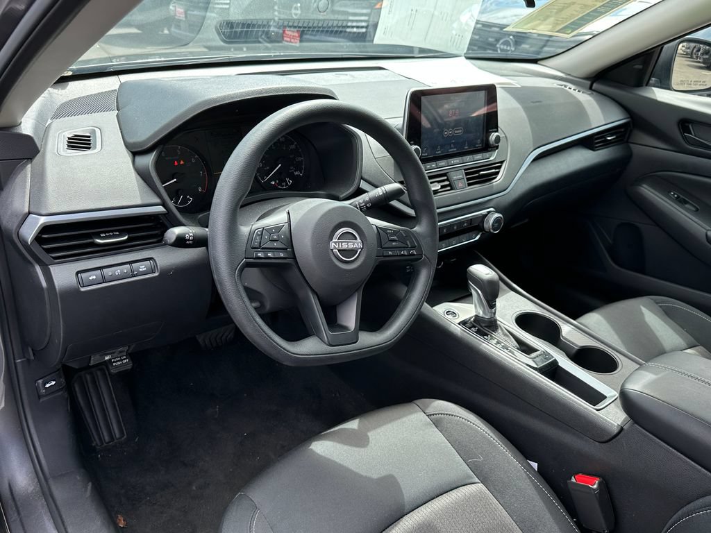 Used 2025 Nissan Altima 2.5 S FWD image 20