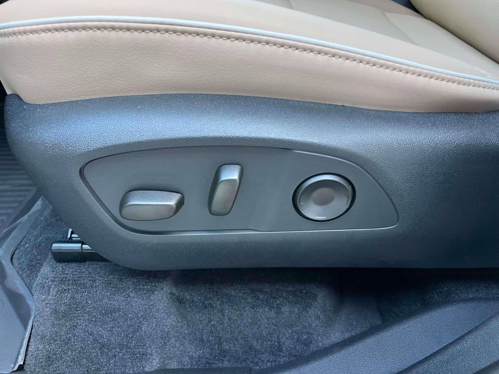 New 2026 Buick Enclave Preferred w/ Power Package FWD image 25