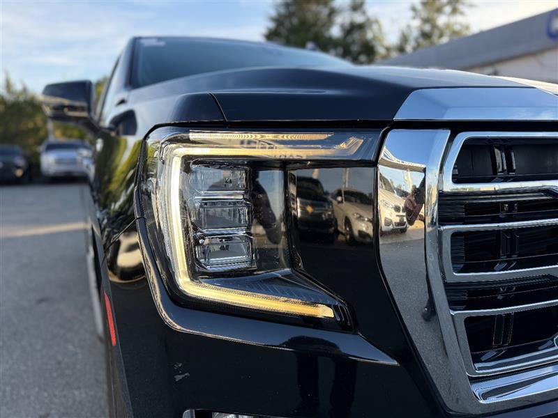 Used 2021 GMC Yukon SLT AWD/4WD image 11