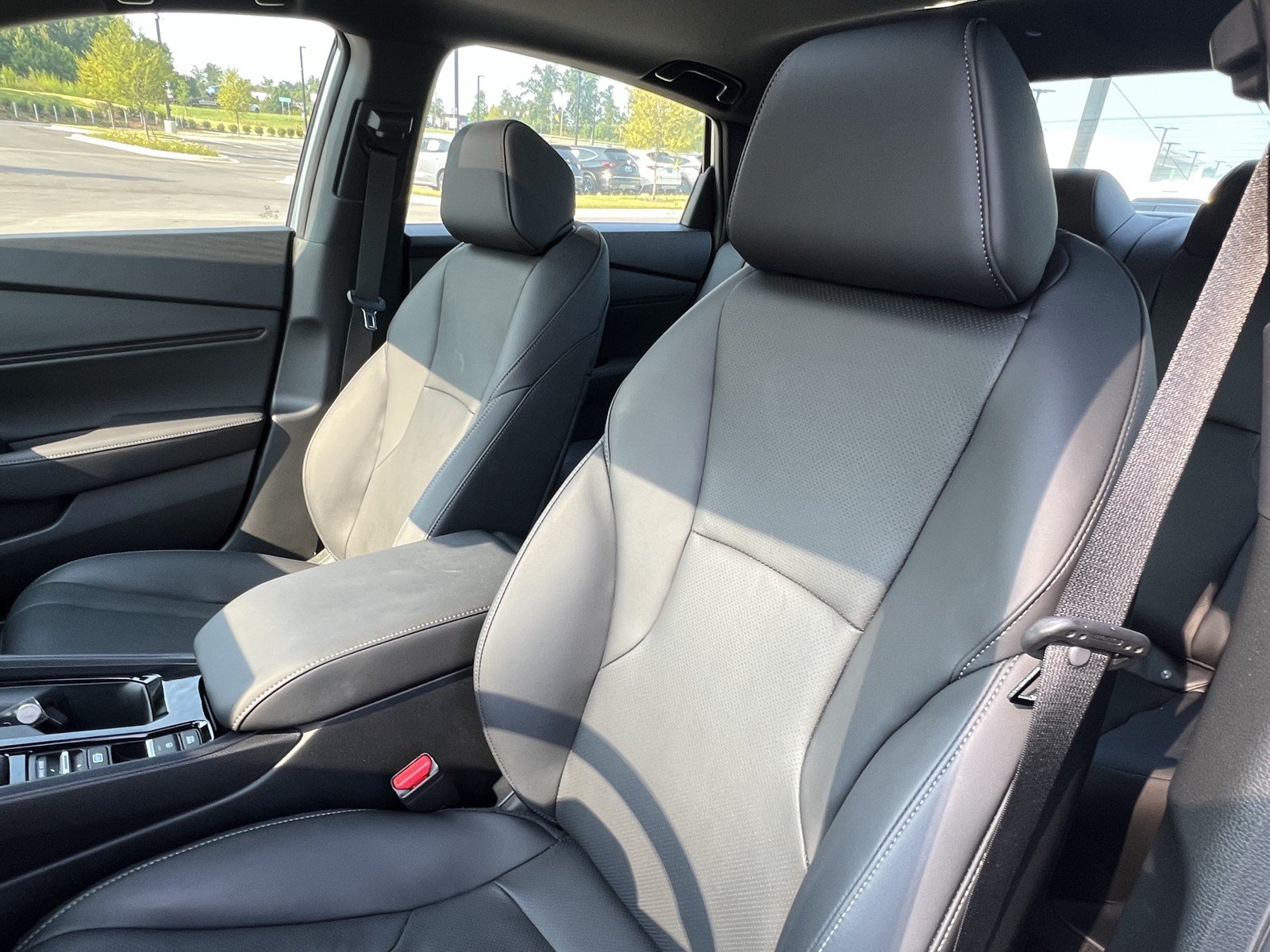 Used 2025 Honda Accord Sport image 16
