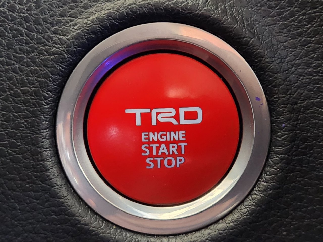 Used 2022 Toyota Tundra SR5 w/ TRD Off-Road Package AWD/4WD image 20