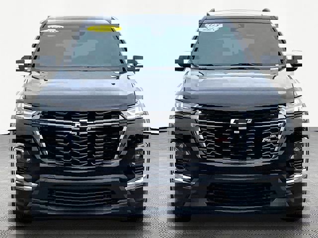 Used 2023 Chevrolet Traverse RS w/ LPO, Floor Liner Package image 2