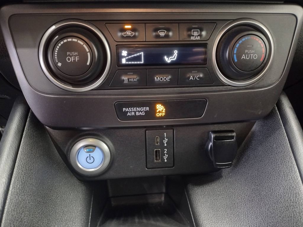 Used 2023 Nissan Leaf S image 28