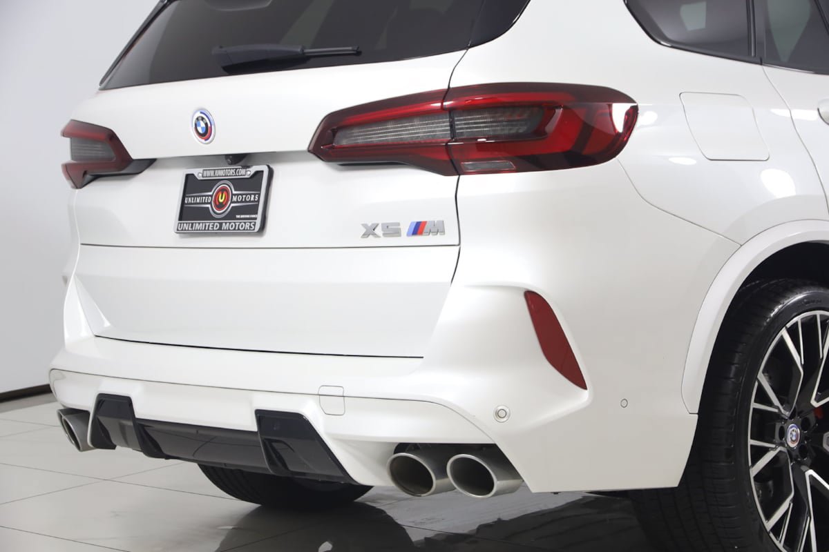 Used 2023 BMW X5 M w/ Executive Package AWD/4WD image 52