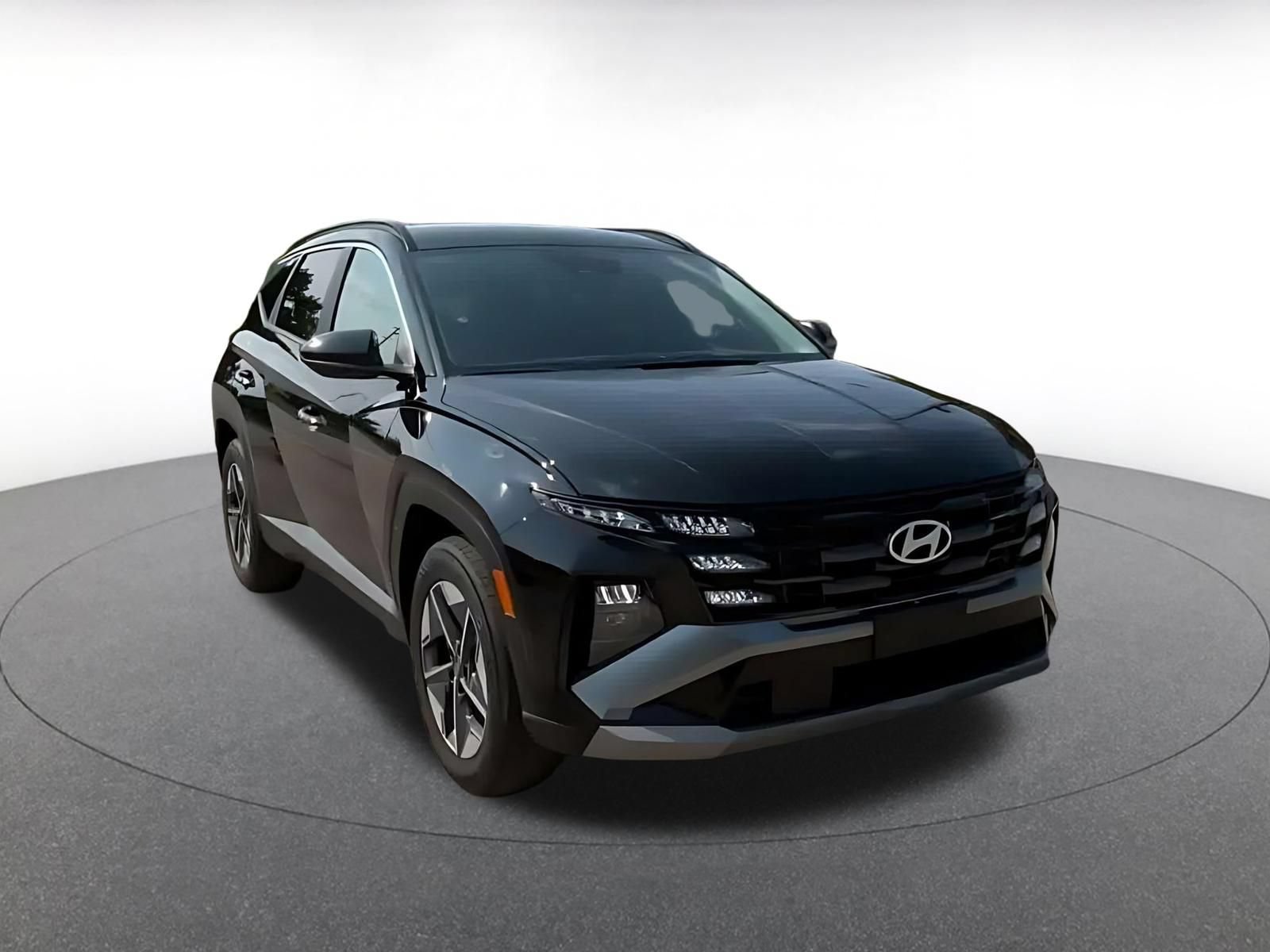 Used 2026 Hyundai Tucson SEL Plus FWD image 3