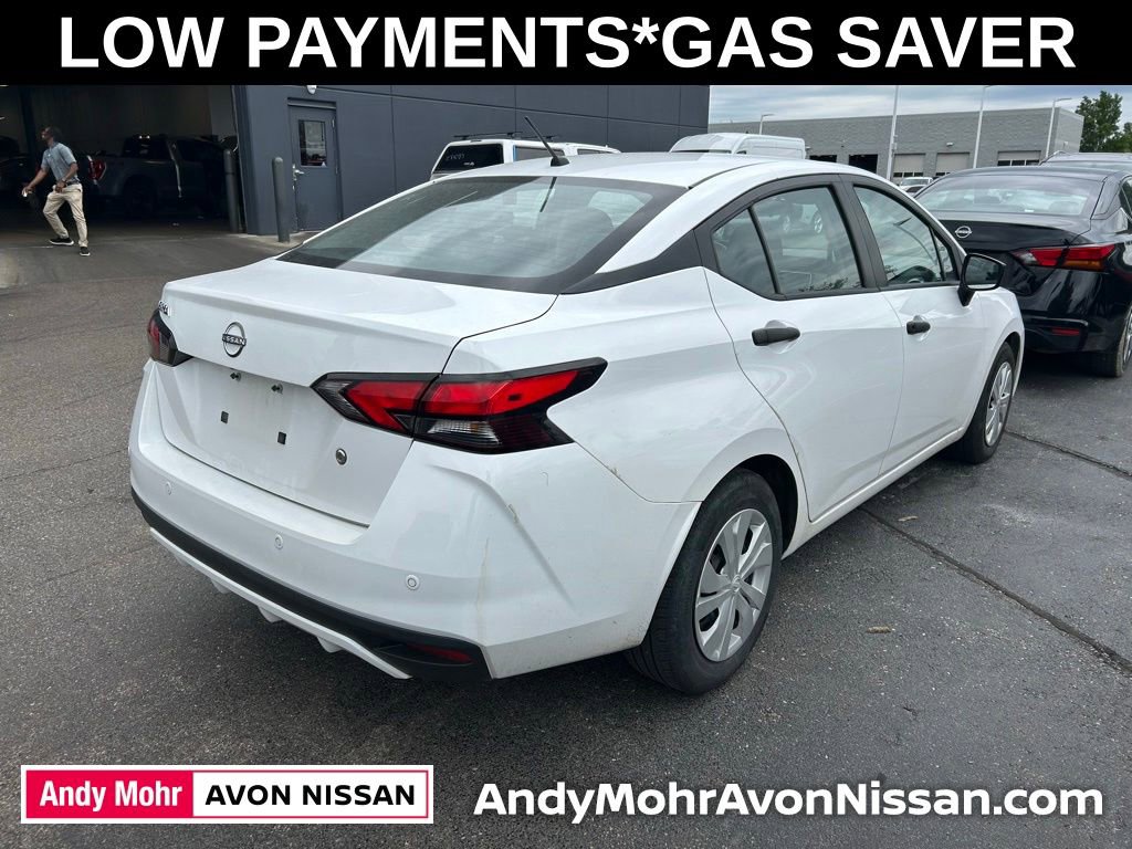 Used 2023 Nissan Versa S FWD image 3
