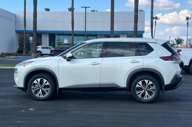 Used 2021 Nissan Rogue SV image 7