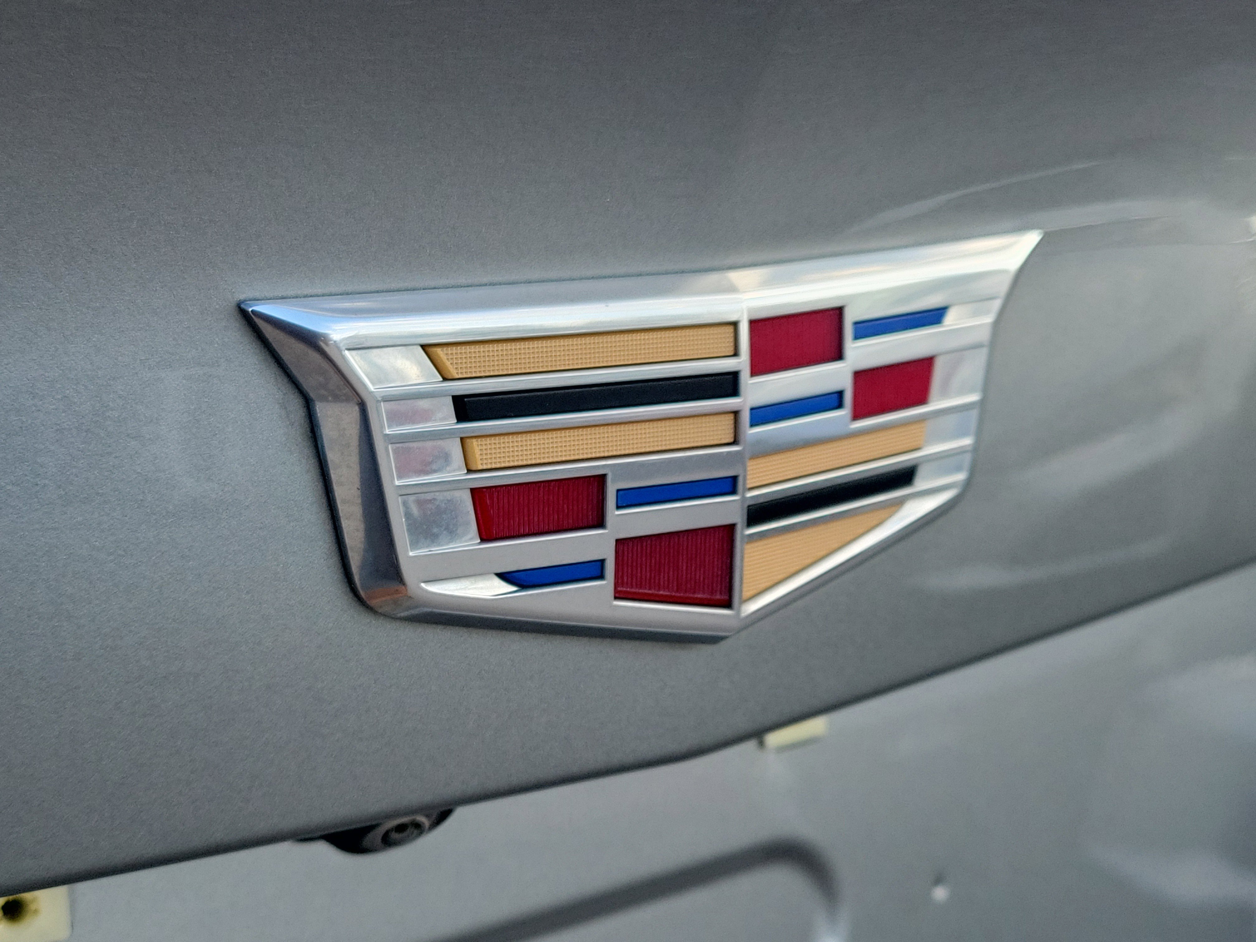 Used 2023 Cadillac XT4 Premium Luxury w/ Enhanced Visibility Package image 11