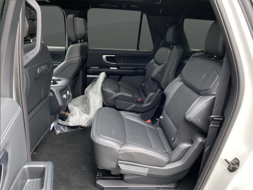 New 2026 Ford Expedition Max Platinum w/ Stealth Appearance Package AWD/4WD image 41