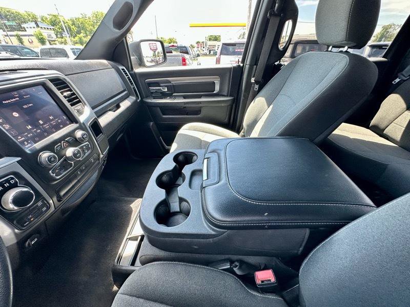 Used 2022 RAM 1500 Classic Warlock w/ Electronics Group AWD/4WD image 23