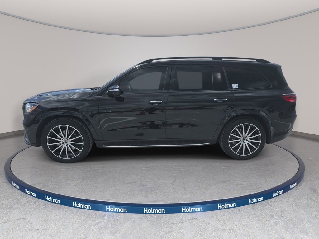 Used 2024 Mercedes-Benz GLS 450 4MATIC image 9