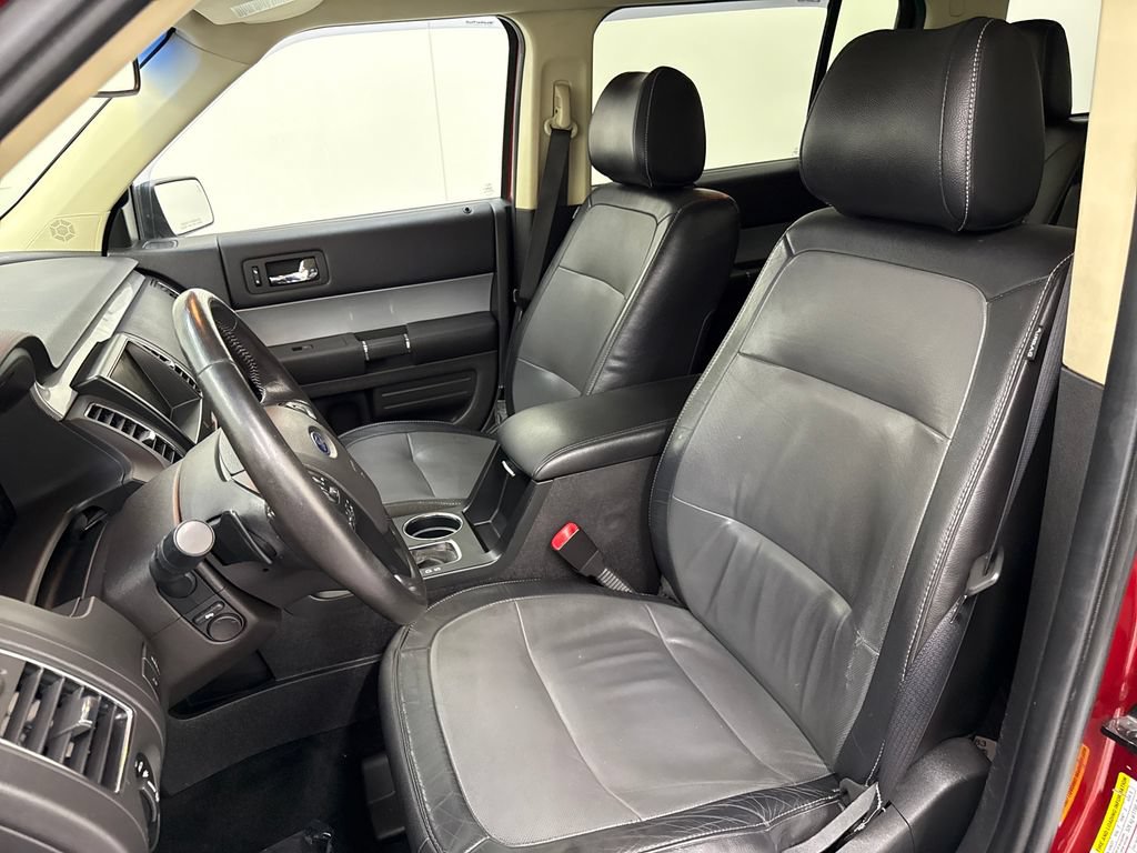 Used 2014 Ford Flex Limited w/ Equipment Group 303A AWD/4WD image 16