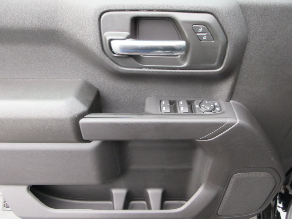 New 2026 Chevrolet Silverado 1500 Custom Trail Boss w/ LPO, Dark Essentials Package AWD/4WD image 24