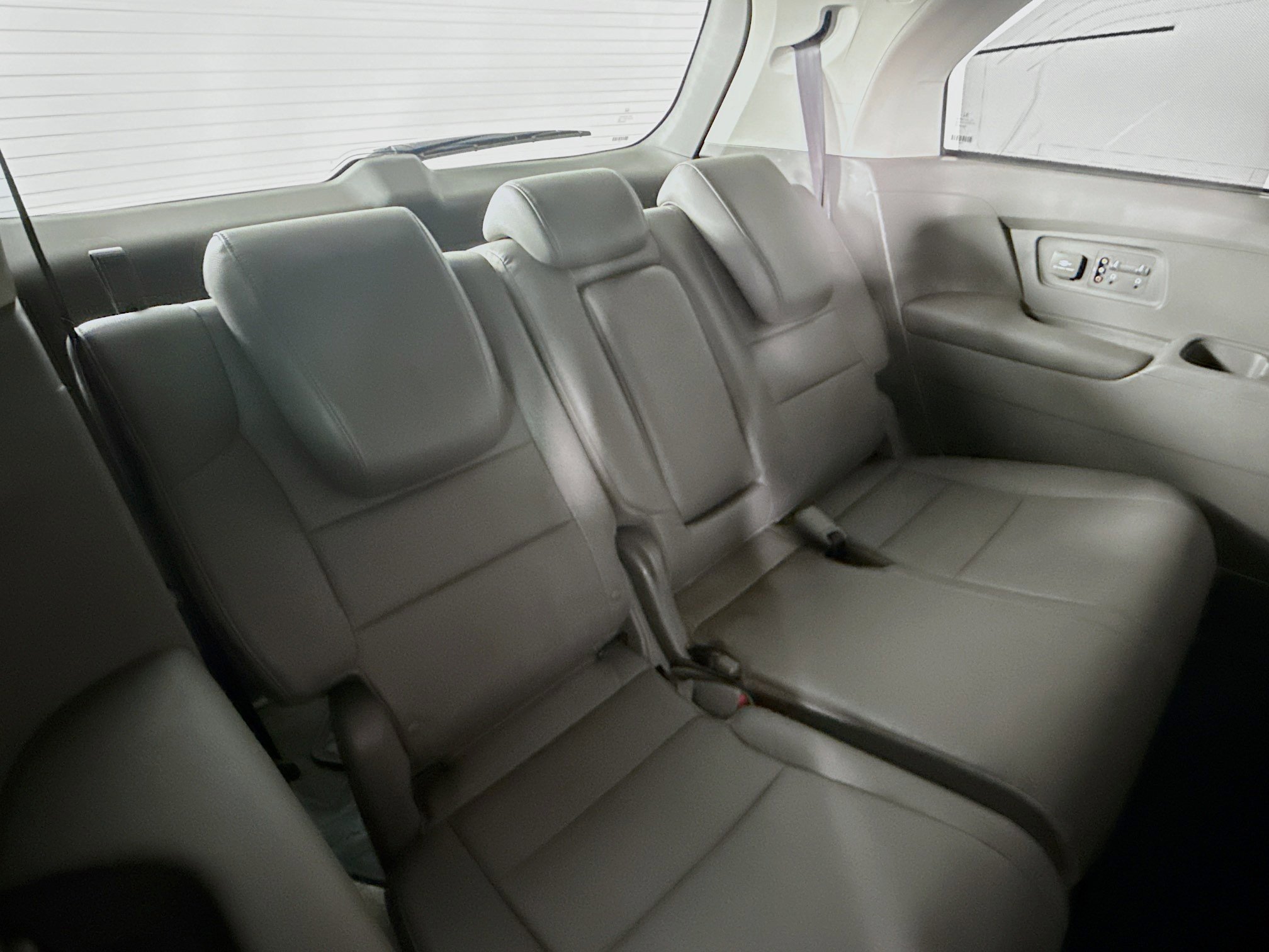 Used 2015 Honda Odyssey Touring image 37